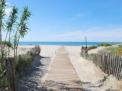 Des belles plages à une heure de Laudun pour mêler calme et soleil