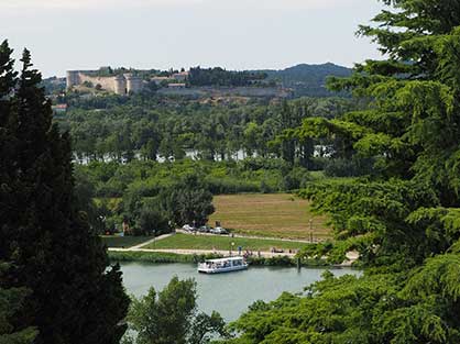 Séjournez près de Villeneuve les Avignon pendant vos vacances